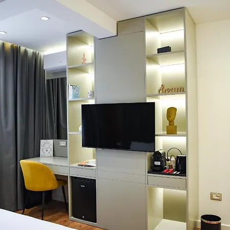 Отель The Wilson Тирана