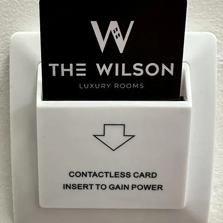 The Wilson טיראנה